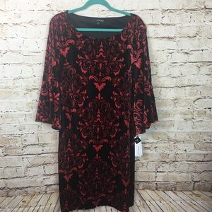 ❌SOLD❌Studio One New York Velvet Paisley Dress
